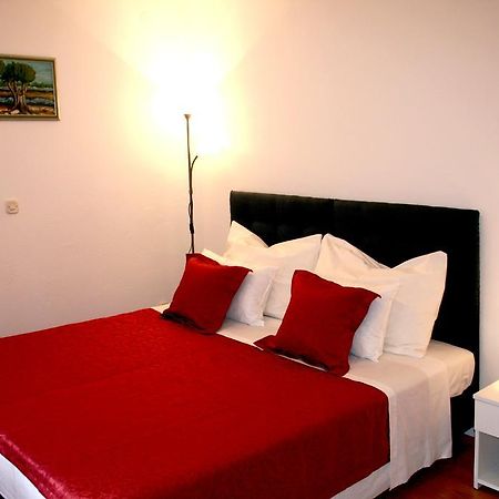 Rooms And Apartments Emily Σπλιτ Εξωτερικό φωτογραφία