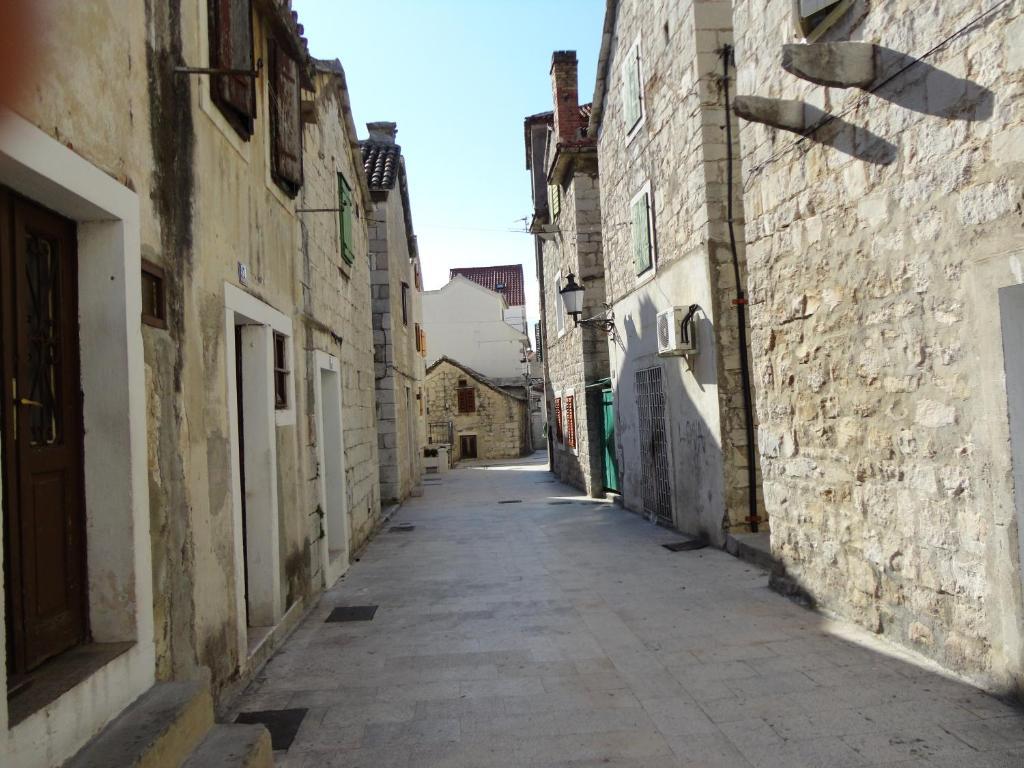 Rooms And Apartments Emily Σπλιτ Εξωτερικό φωτογραφία