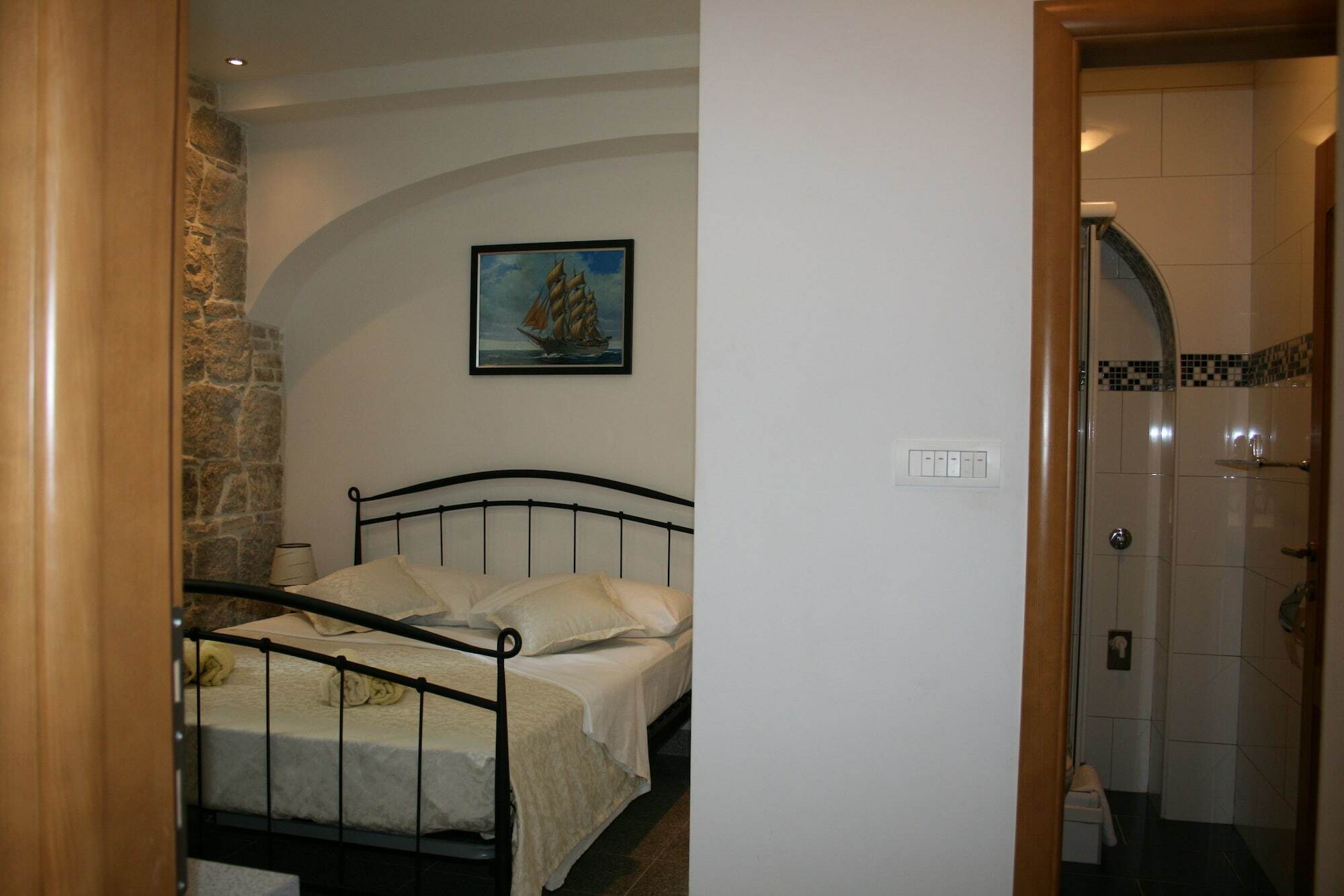 Rooms And Apartments Emily Σπλιτ Εξωτερικό φωτογραφία
